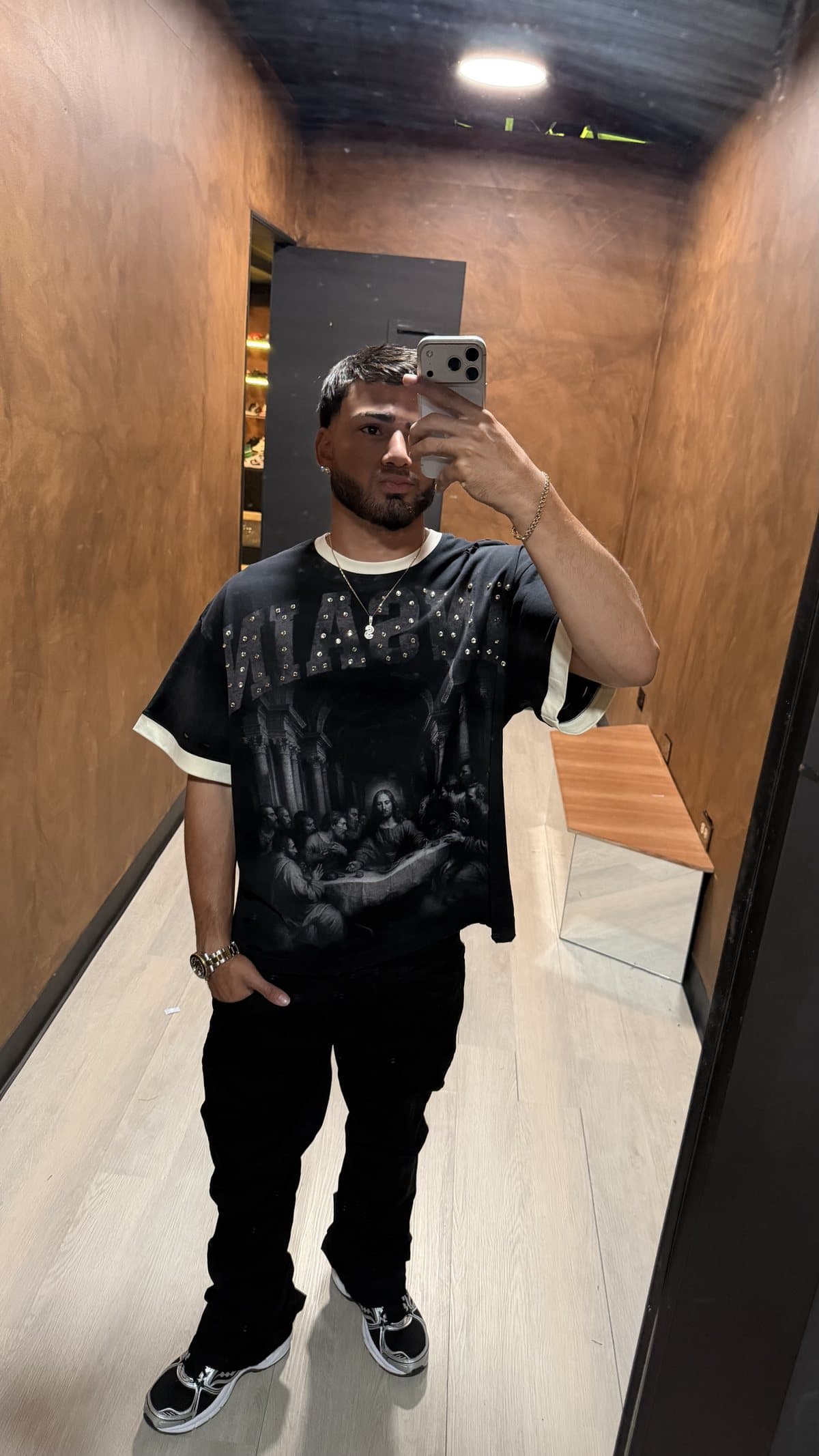 Look 01